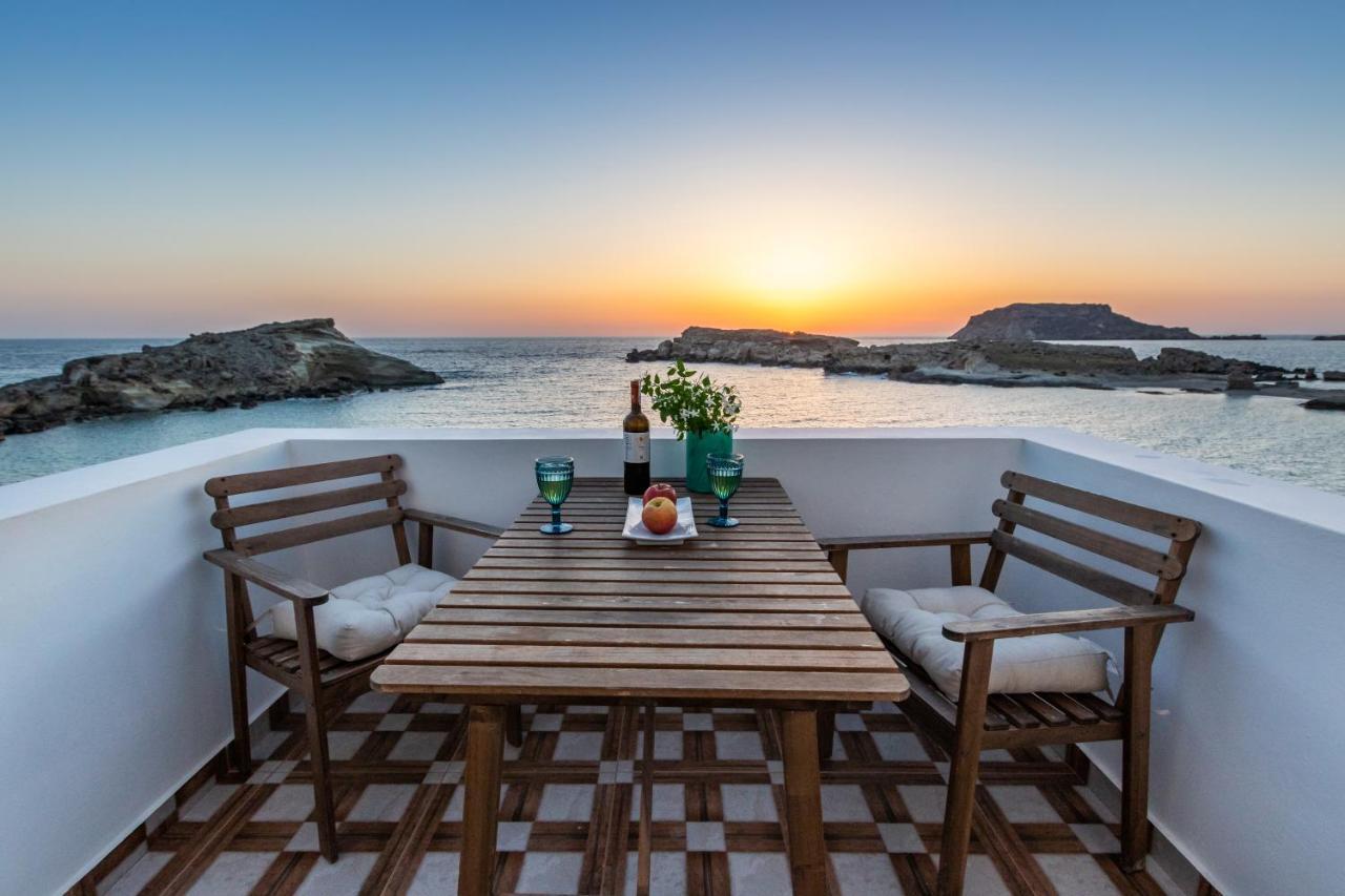 The Ship Villa Lefkos  Dış mekan fotoğraf
