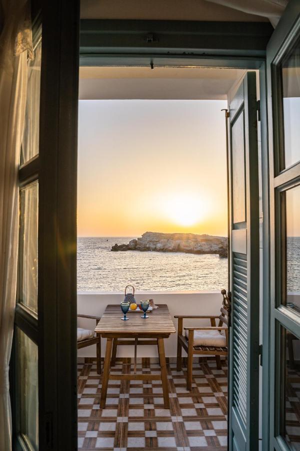 The Ship Villa Lefkos  Dış mekan fotoğraf